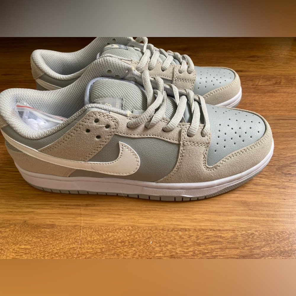 Nike Light Gray and Beige Sneakers